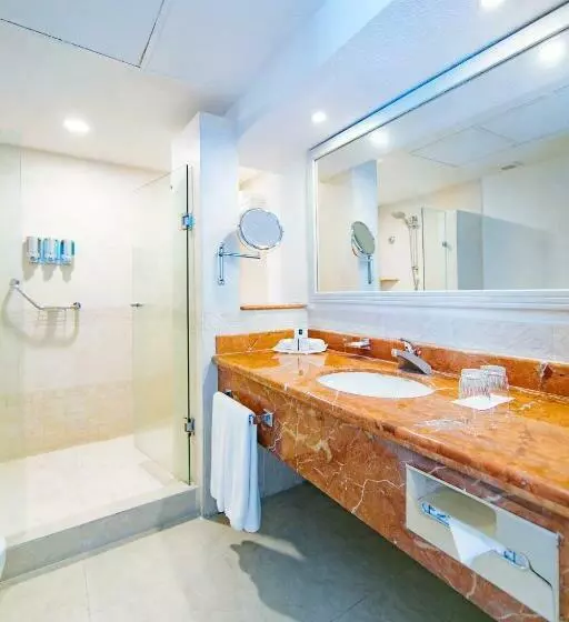 اتاق استاندارد با تراس, Occidental Costa Cancún - All Inclusive