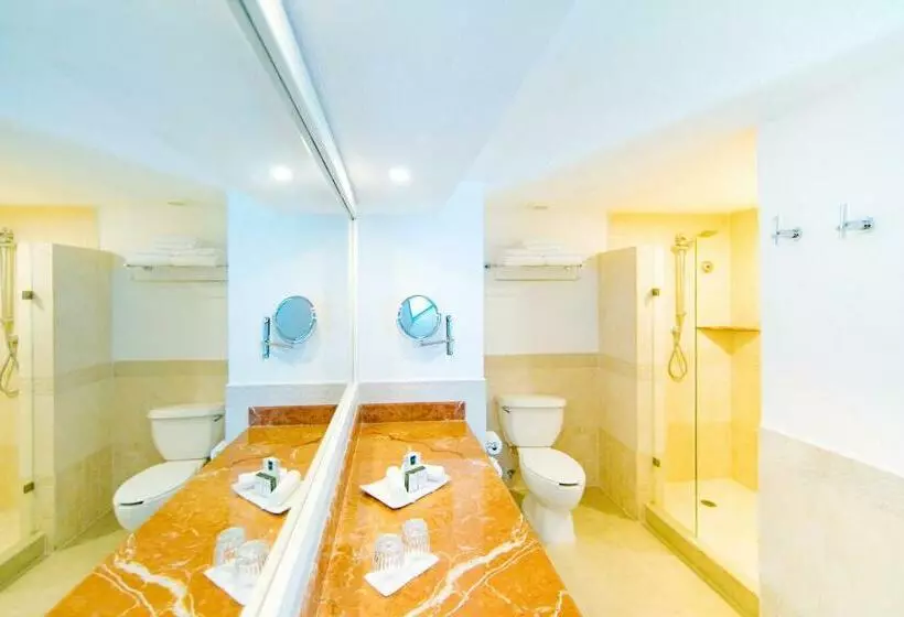 اتاق استاندارد با چشم‌انداز دریا, Occidental Costa Cancún - All Inclusive