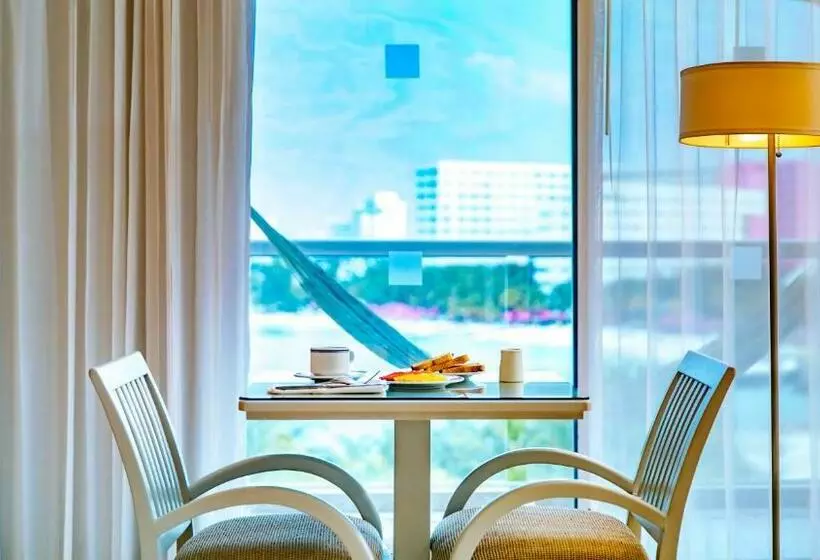 اتاق استاندارد با چشم‌انداز دریا, Occidental Costa Cancún - All Inclusive