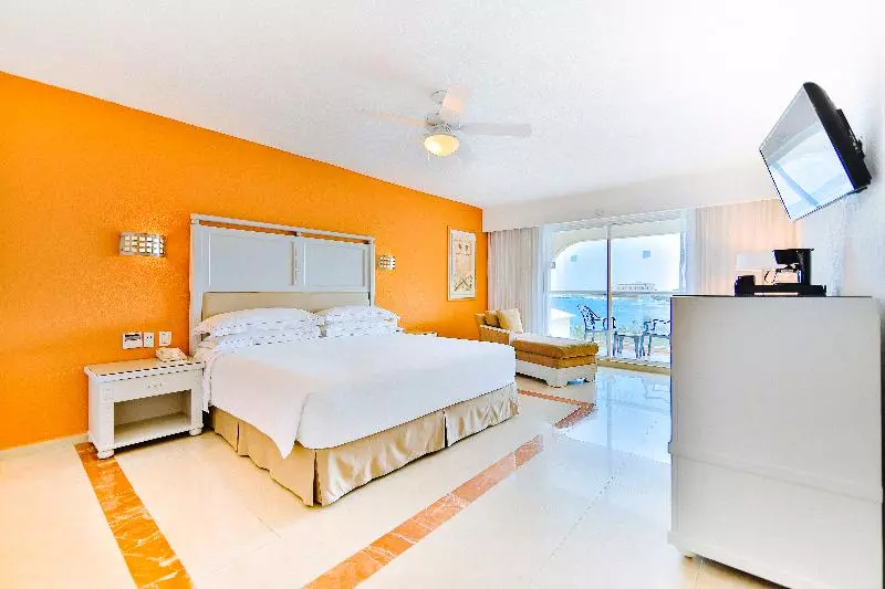 اتاق استاندارد با چشم‌انداز دریا, Occidental Costa Cancún - All Inclusive
