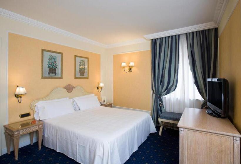 اتاق کلاسیک, Palazzo Alabardieri