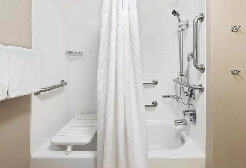 سوئیت برای معلولان, Springhill Suites Asheville