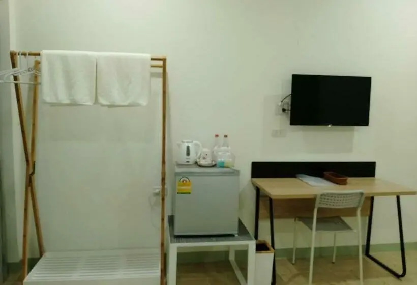 キングサイズベッドのスタンダードルーム, อาม่า อพาร์ทเมนต์ Ama Apartment