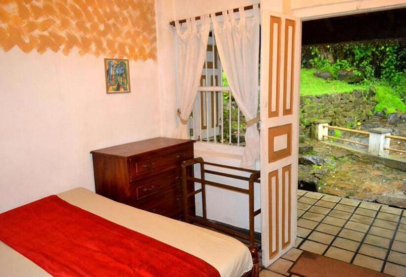 4인용 스탠다드 룸, The Retreat Sri Lanka