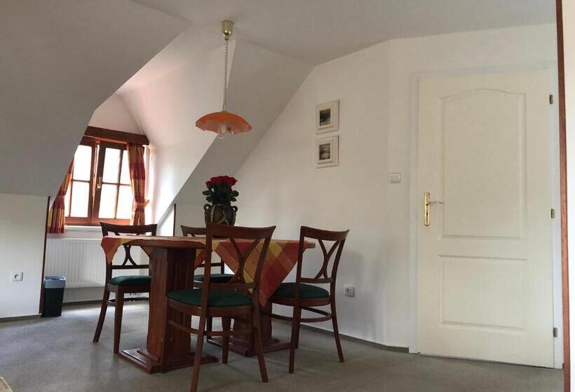 سوییت, Malá Svatá Hora   Penzion & Restaurace