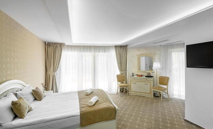 סטודיו סטנדרט, מיטה זוגית, Carpentiere Arena