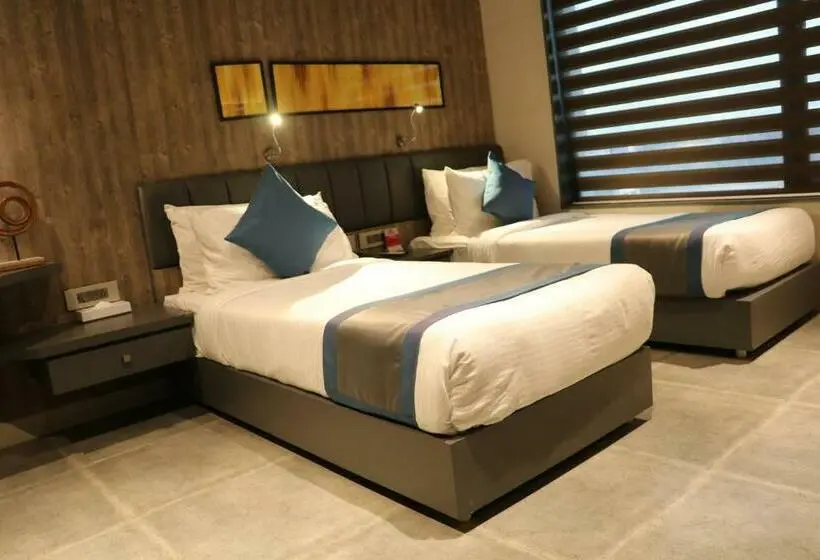 デラックスルーム, The Soni Otel