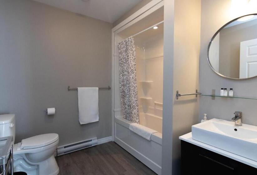 Люкс Кровать Кинг, The Killick Inn & Suites