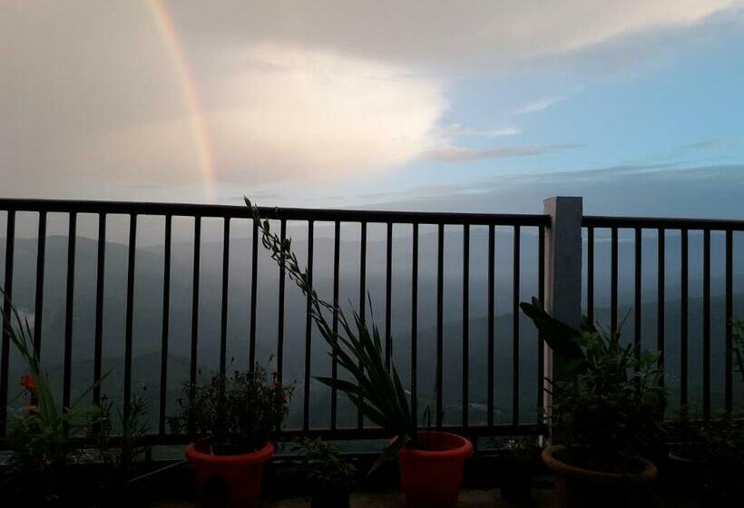 マウンテンビューファミリールーム, The River View Homestay