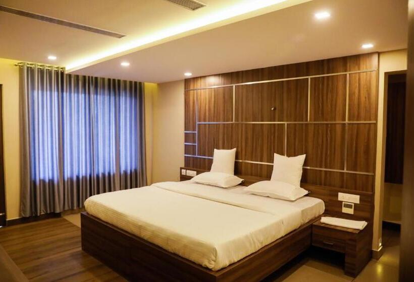 行政套房, U C Plaza