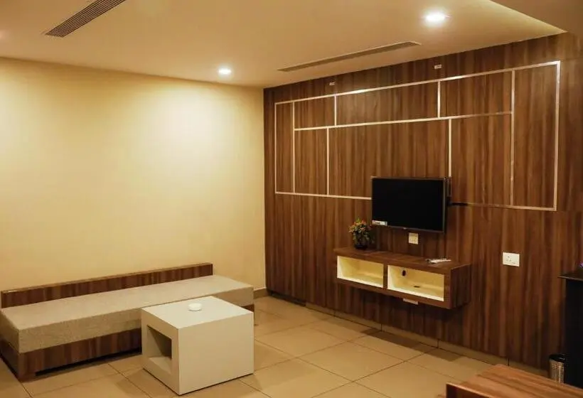 ジュニアスイート, U C Plaza