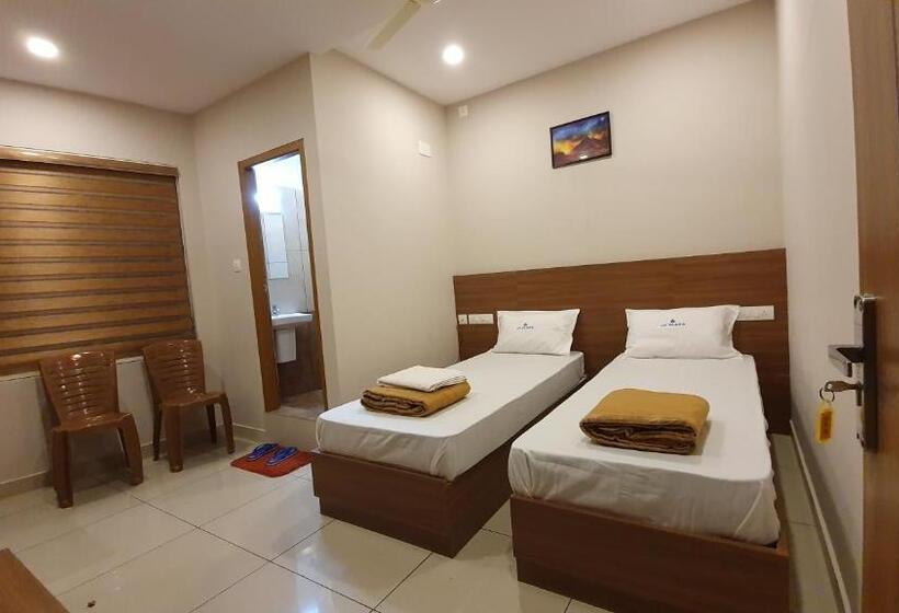 标准间, U C Plaza