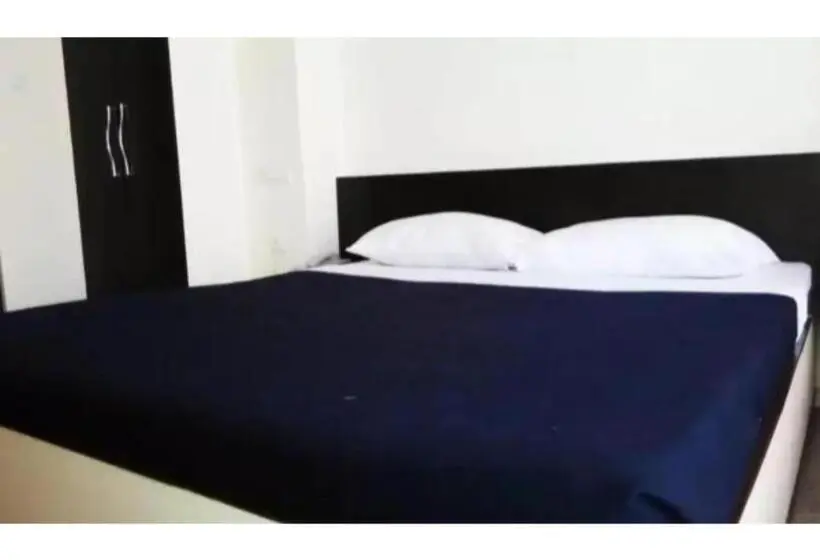 デラックスルーム, Wonderful Stay At The Mall Road