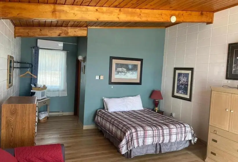 スーペリアールーム, Huron Sands Motel And Restaurant