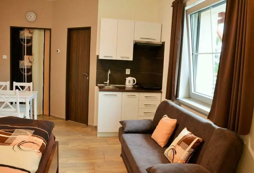 Quarto standart com varanda, Apartmány Polevsko