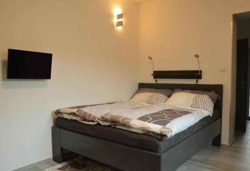 バルコニー付きスタンダードルーム, Apartmány Polevsko