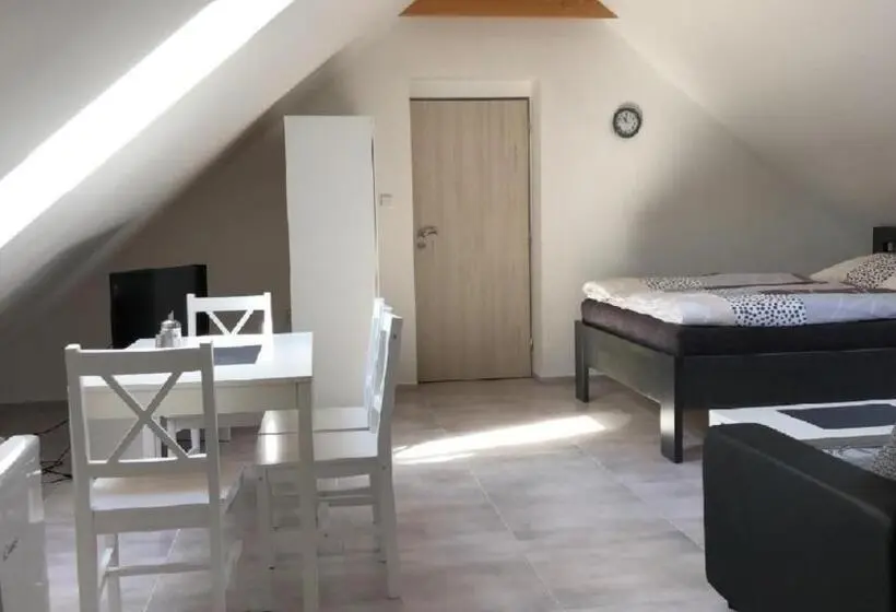 Quarto Quádruplo Standard, Apartmány Polevsko