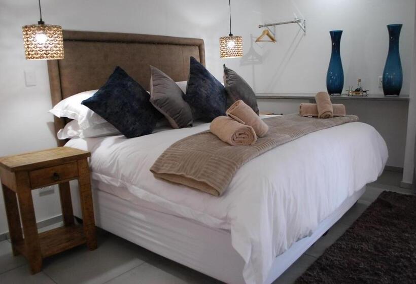 Люкс Повышенной Комфортности, Vaal De Vue Guesthouse