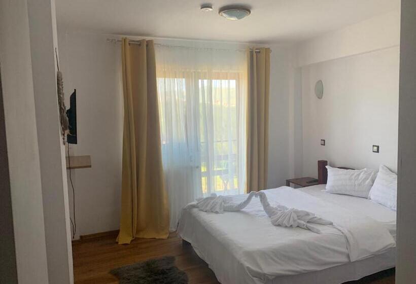 اتاق استاندارد با تخت بزرگ, Cabana Restaurant Terra