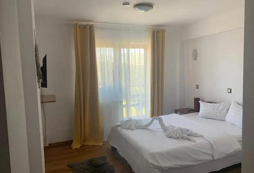 اتاق استاندارد با تخت بزرگ, Cabana Restaurant Terra