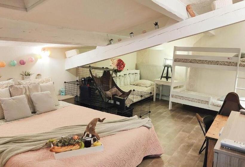 家庭间, Les Rêves D églantine Et D Augusta Chambres Et Gîtes