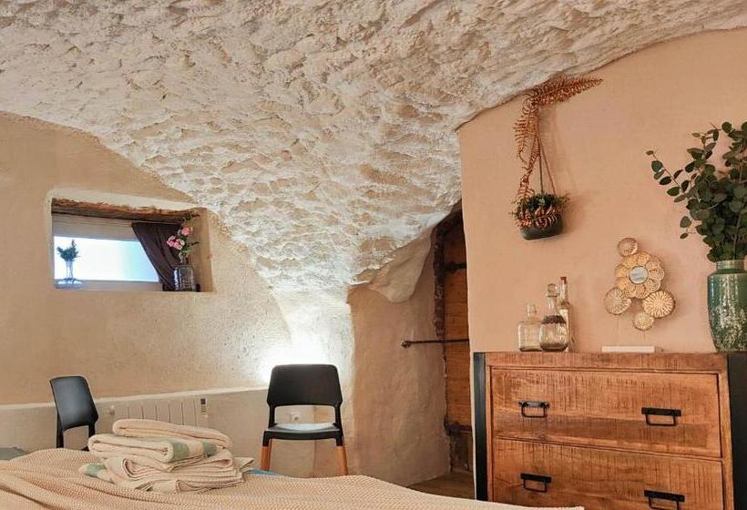 带1个卧室的带阳台的公寓, Les Rêves D églantine Et D Augusta Chambres Et Gîtes