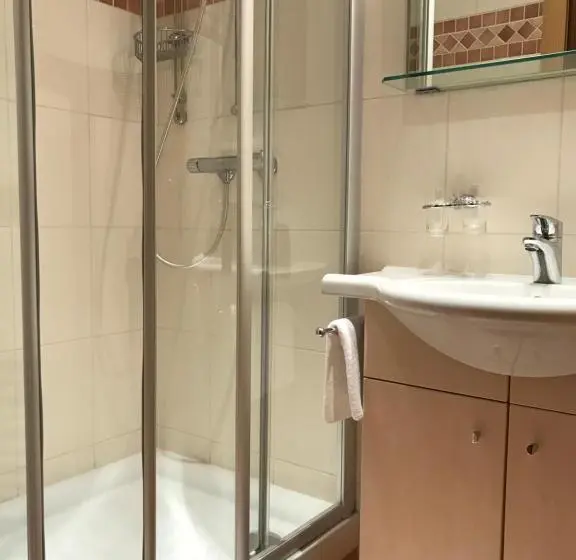 スタンダードルーム, Gasthof Pension Zur Klause