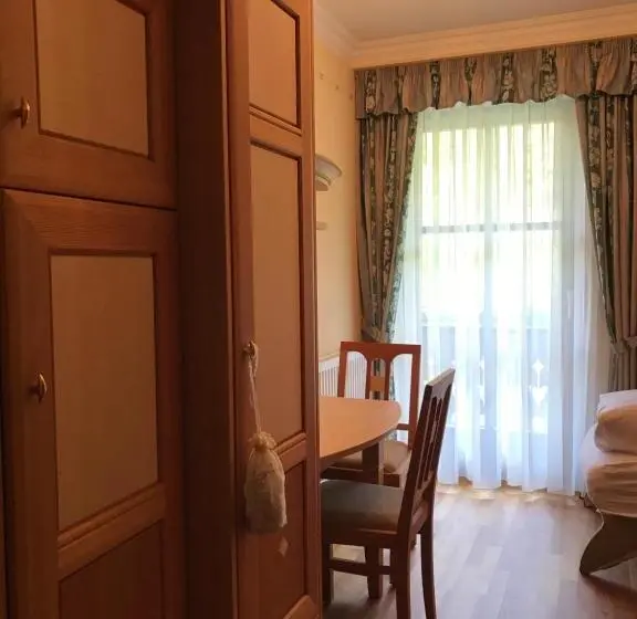 バルコニー付きシングルスタンダードルーム, Gasthof Pension Zur Klause