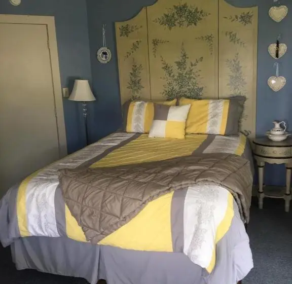 デラックスルーム, Glass Magnolia Bed & Breakfast
