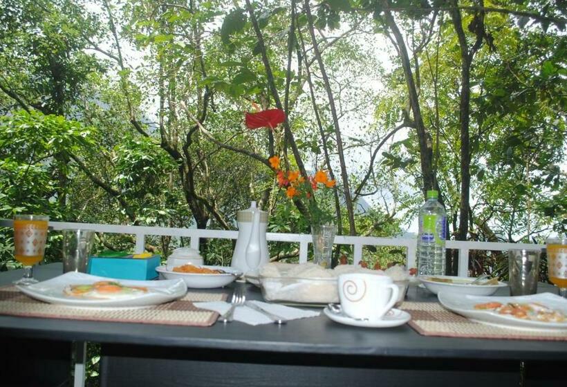 غرفة قياسية سرير كينج, Glass Rooms Accommodations Adam S Peak