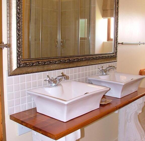 スタンダードルーム, Angler And Antelope Guesthouse