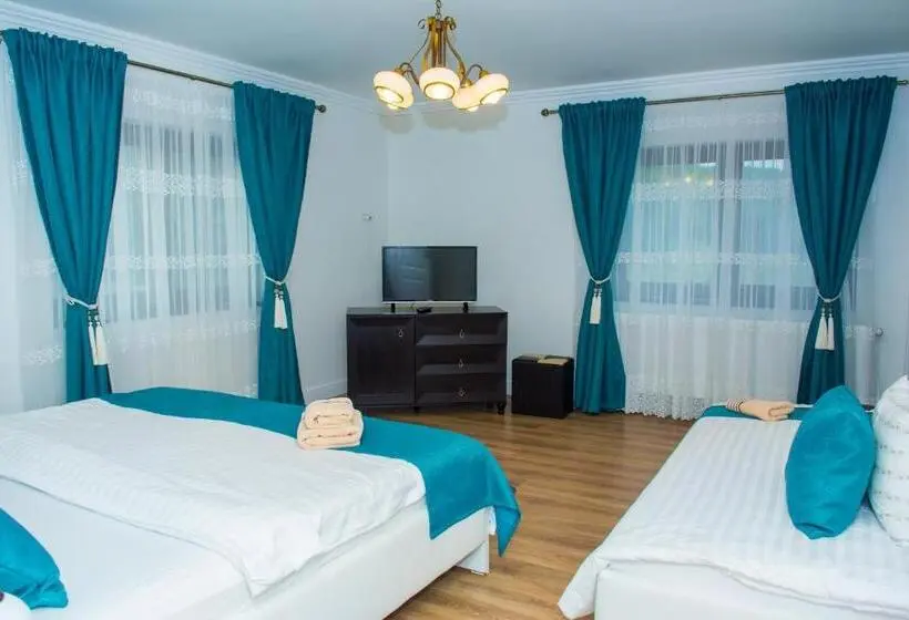 اتاق استاندارد سه نفره, Casa Alin