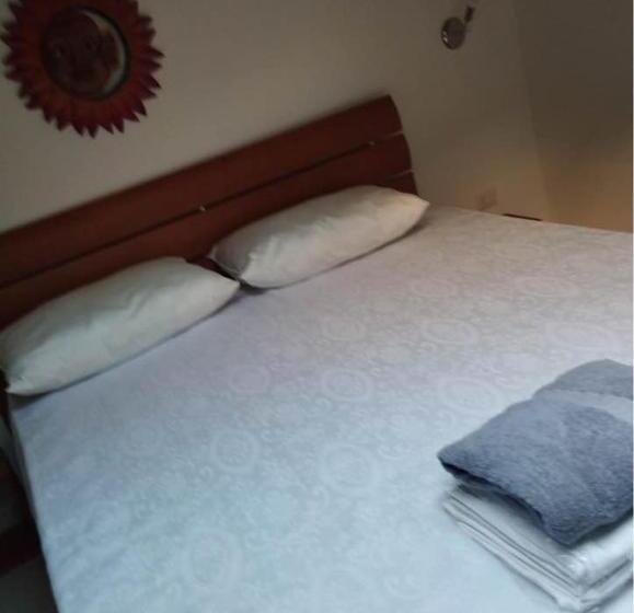 キングサイズベッドのスタンダードルーム, B&b L'alba