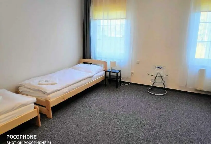 スタンダード４人部屋, Garni Orlova