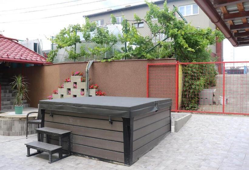 패밀리 룸, U Nádraží Lanžhot