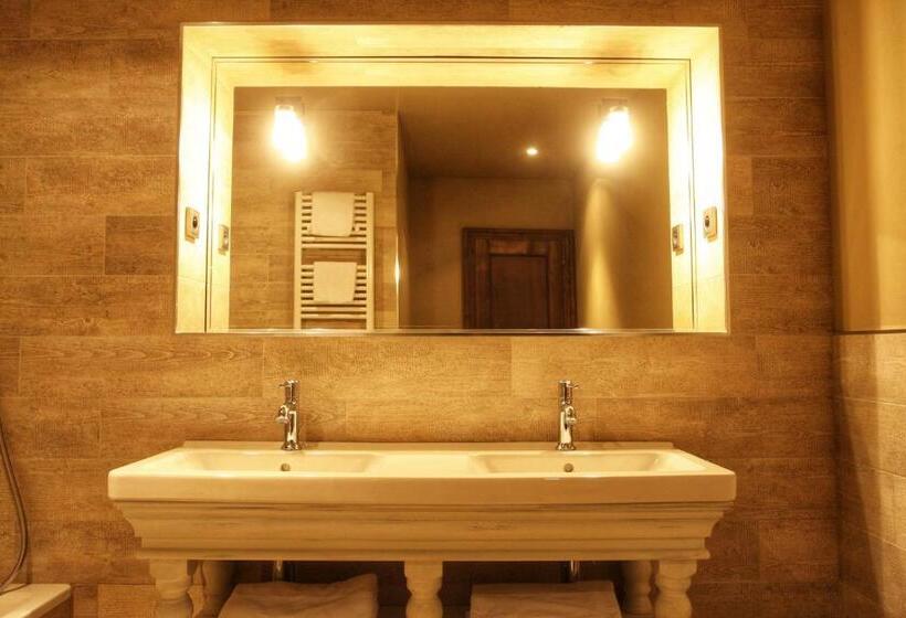 סוויטה, Park Hotel Popovicky