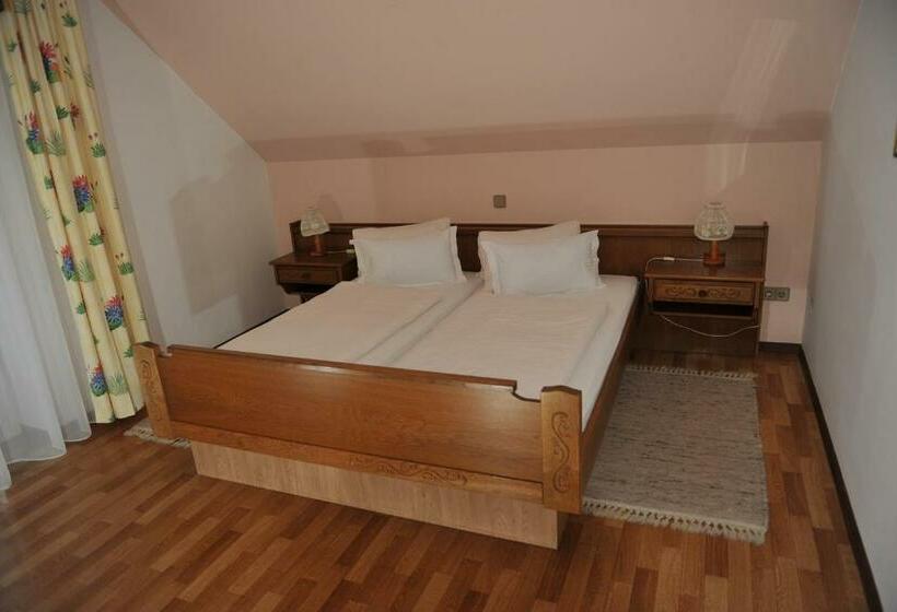 Номер Стандарт, Gasthaus   Gästehaus Schusterbauer