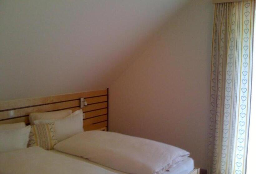 Номер Superior с Балконом, Gasthaus   Gästehaus Schusterbauer