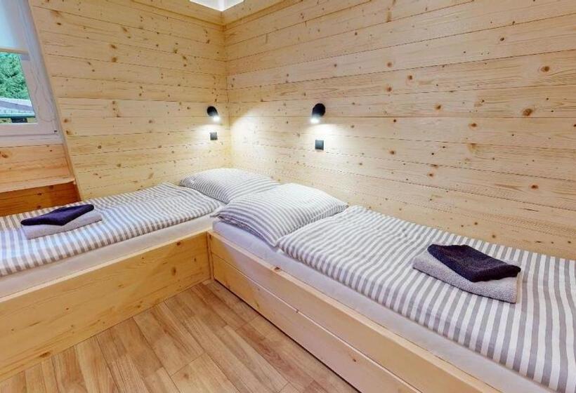 발코니가 있는 스위트, Penzion Sabina