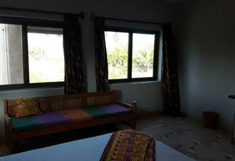Suite Kingsize Bett, Afiki
