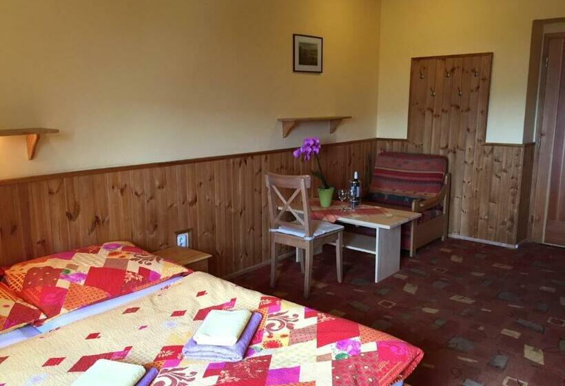 Номер Стандарт Трехместный, Pension Horske Zatisi