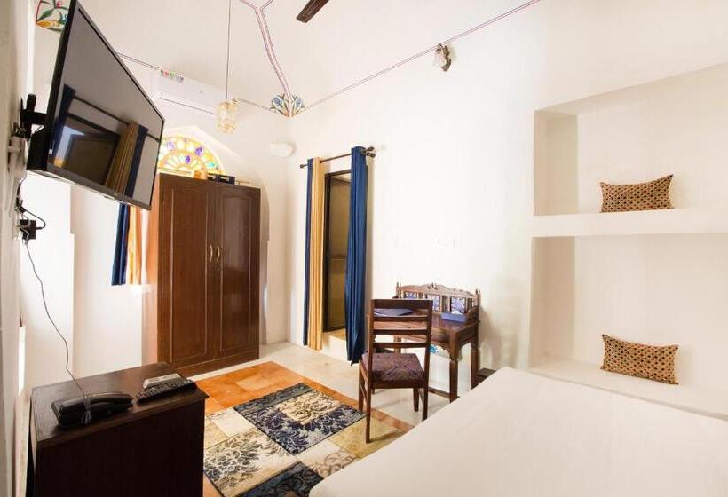 Quarto Superior, Castle Kalwar