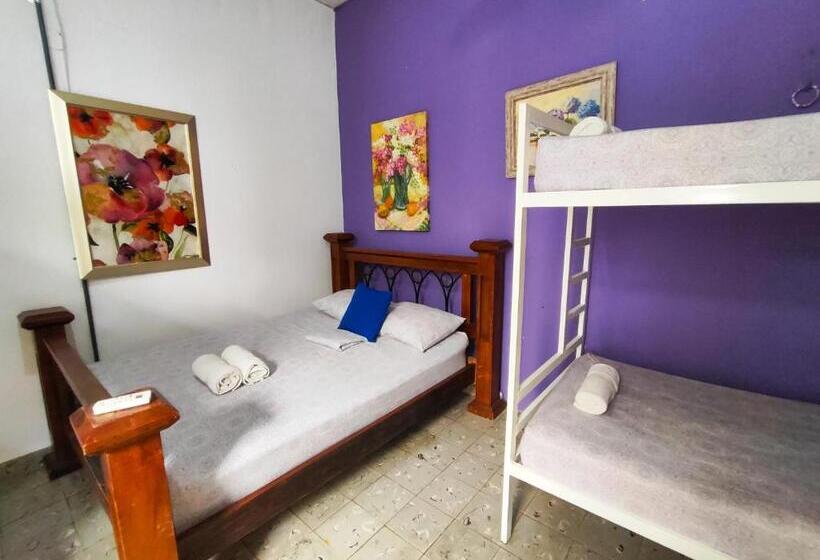 패밀리 룸, Las Catalinas Anton Panama