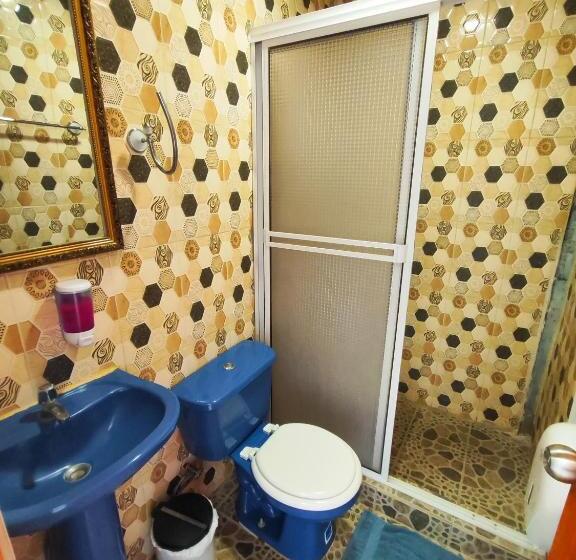 이코노미 룸, Las Catalinas Anton Panama