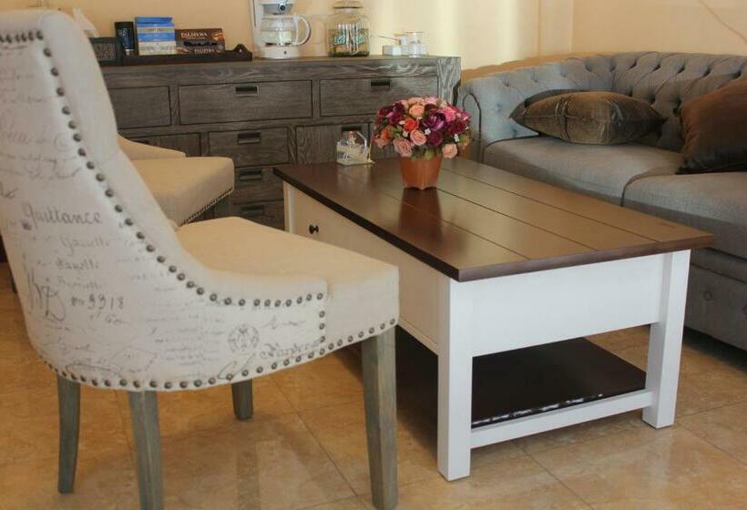 1ベッドルームアパートメント, Navavilla Serviced Apartment