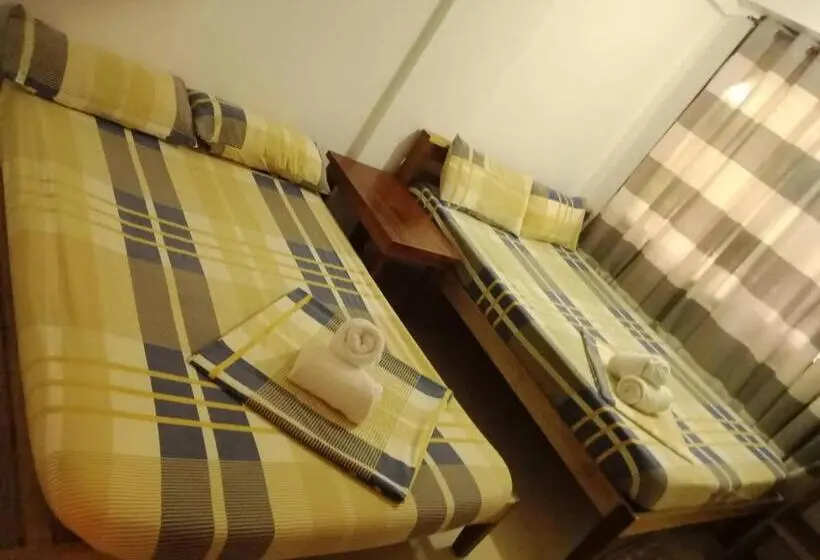اتاق استاندارد چهار تخته با چشمانداز دریا, Victoria Beach House