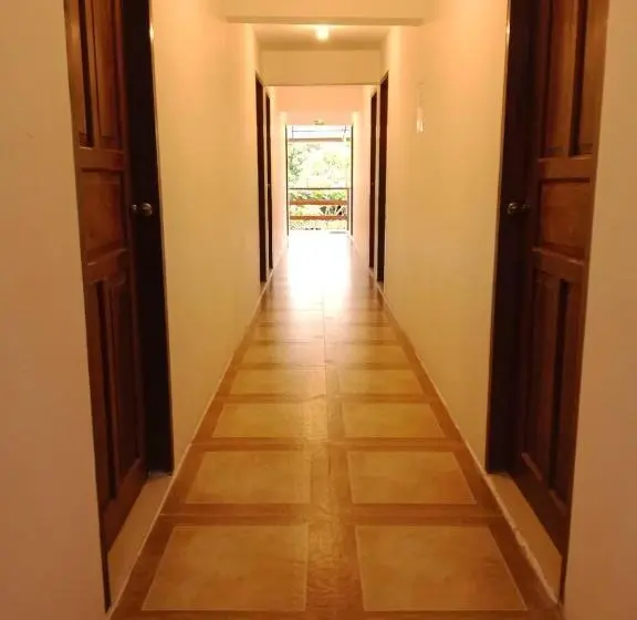 اتاق استاندارد چهار تخته, Victoria Beach House