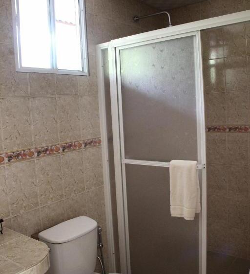 三人经典房间, Hospedaje Yarisnori