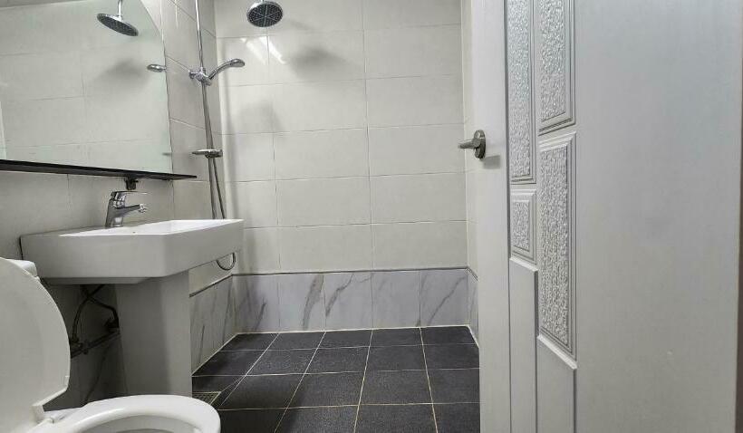 带海景的标准房, Namhae Beach