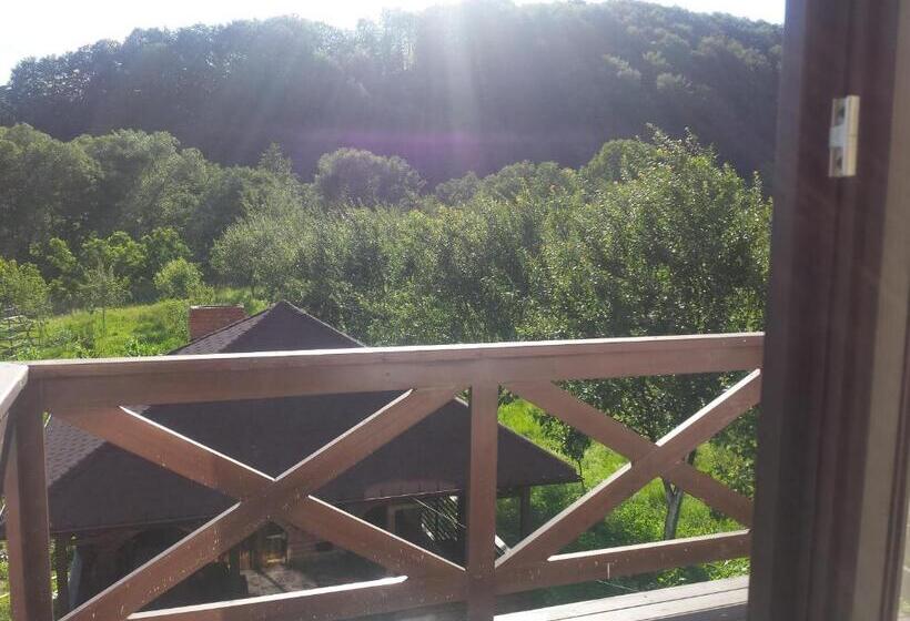 Номер Стандарт с Террасой, Pensiunea Eden